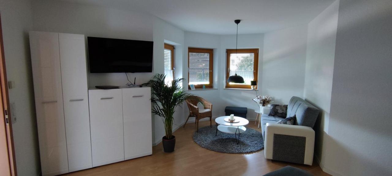 Moderne Ferienwohnung Lindlar, Dorf- Und Waldnah, Gratis W-Lan, Nr Buitenkant foto