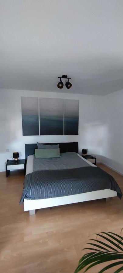 Moderne Ferienwohnung Lindlar, Dorf- Und Waldnah, Gratis W-Lan, Nr Buitenkant foto